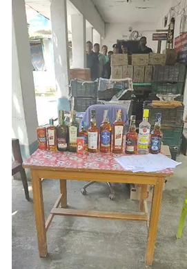 कटिहार में खुलेआम चल रहा अवैध शराब का कारोबार