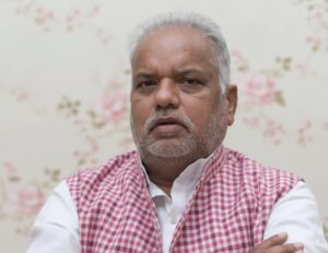 बिहार के नालंदा में मंत्री
