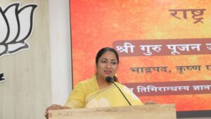 दिल्ली की CM रेखा गुप्ता पर जनसुनवाई के दौरान हमला