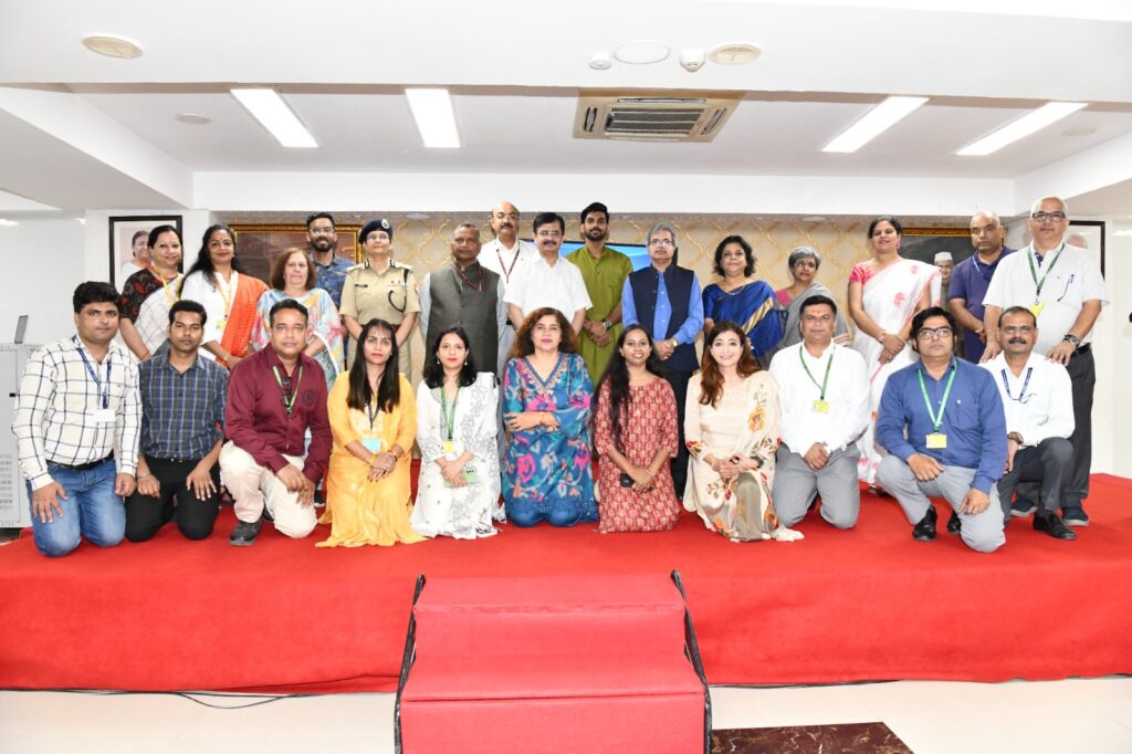 The importance of cleanliness was explained through street plays. | NewG India