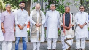 Seat sharing formula ready in NDA, Manjhi gets special benefit!. NewG India