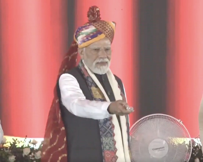 PM Modi-Nitish will transfer Rs 10,000 each to the accounts of 75 lakh women in Bihar.NewG India