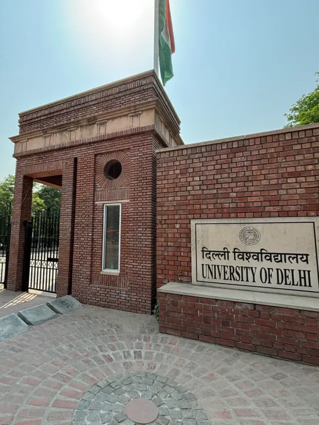 Delhi university