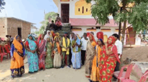 Farmers' lease documents missing, 'Tiranga Maharaj' stages protest. NewG India