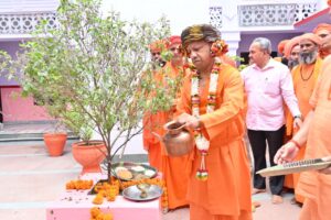 Yogi government will celebrate International Girl Child Week from October 3 to 11. NewG India