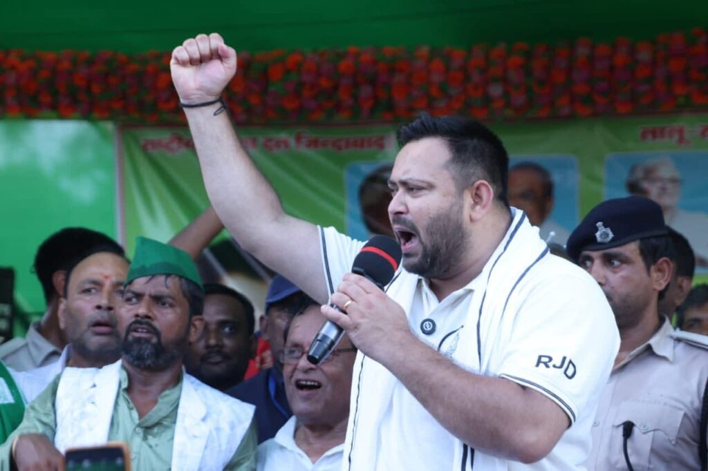 Congress holds a major meeting in Delhi, with Mukesh Sahni causing tension within the alliance. NewG India