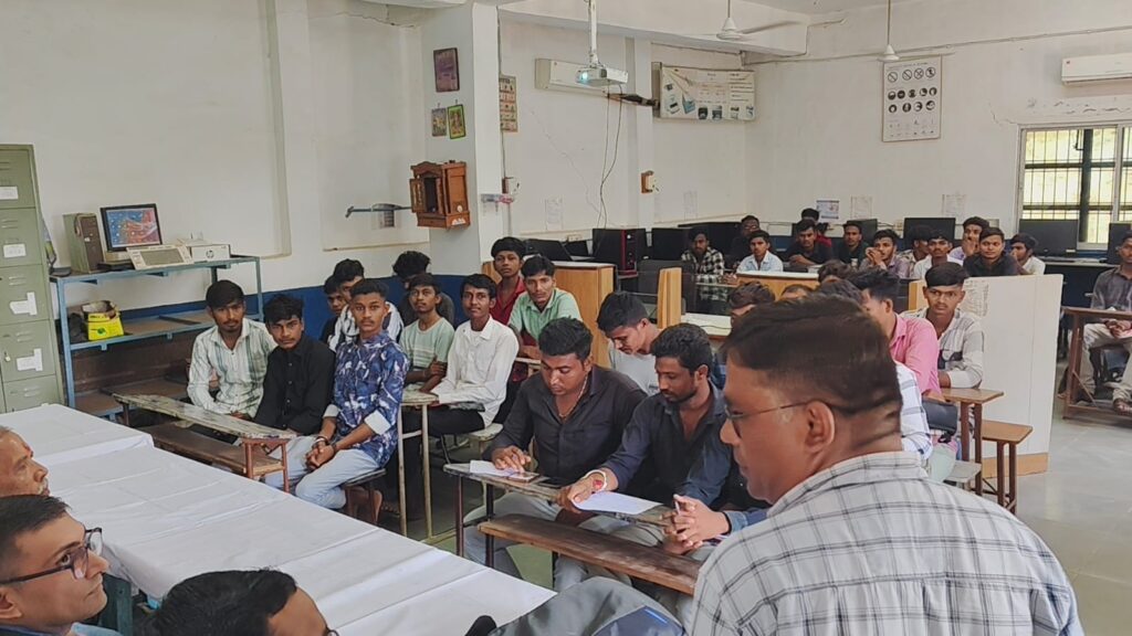 IntelliSmart is offering free training and job opportunities. NewG India
