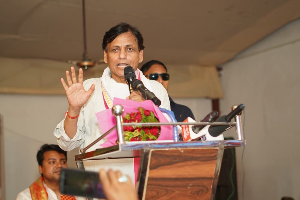 Will the lotus bloom again in BJP's stronghold Hajipur or will the lantern burn? NewG India