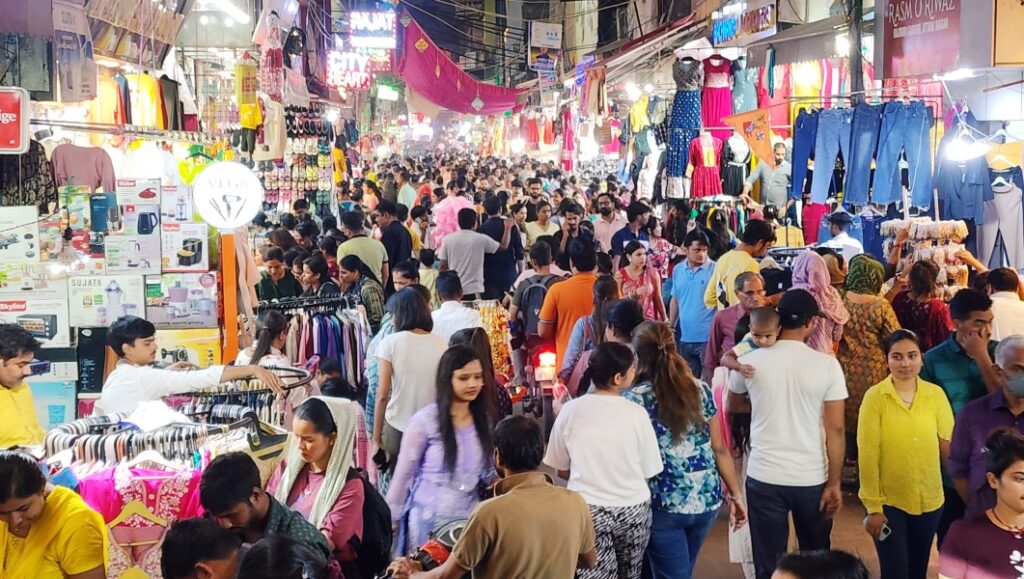 Karwa Chauth saw a turnover of 28,000 crore rupees, including 8,000 crore in Delhi. NewG India
