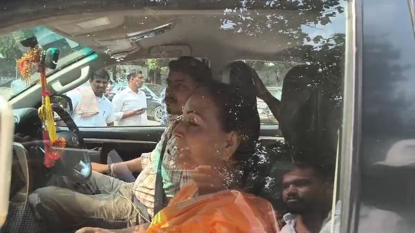 Bahubali Munna Shukla's daughter Shivani Shukla gets RJD ticket. NewG India