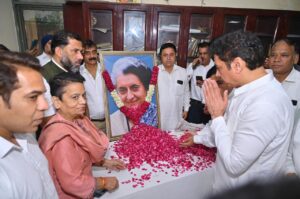 Tributes paid to former Prime Minister Indira Gandhi. NewG India