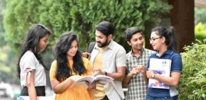 क्या अब भी भारतीय छात्रो के लिए सही विकल्प हैं अमेरिका