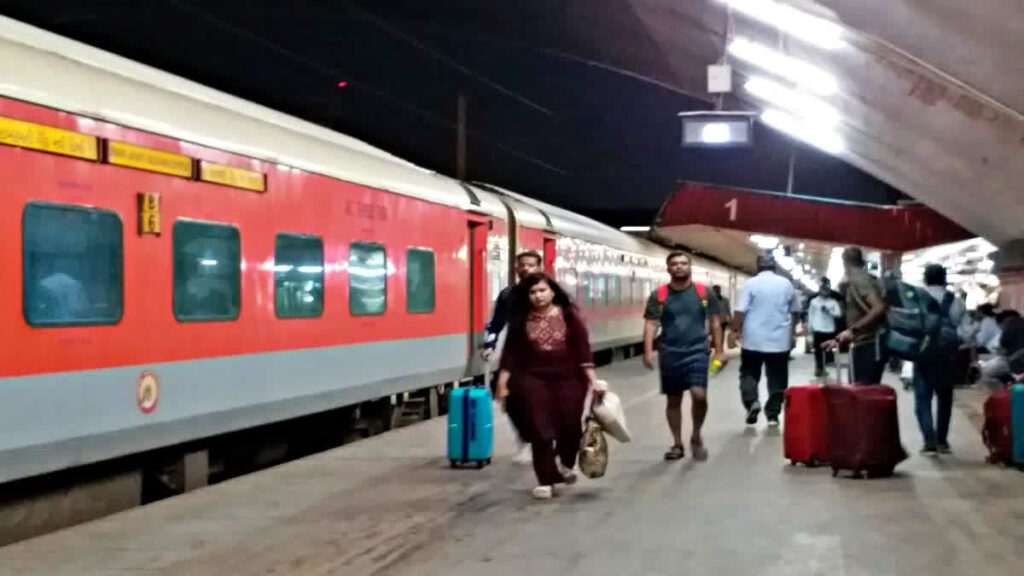 It is important to maintain cleanliness inside and outside the trains. NewG India