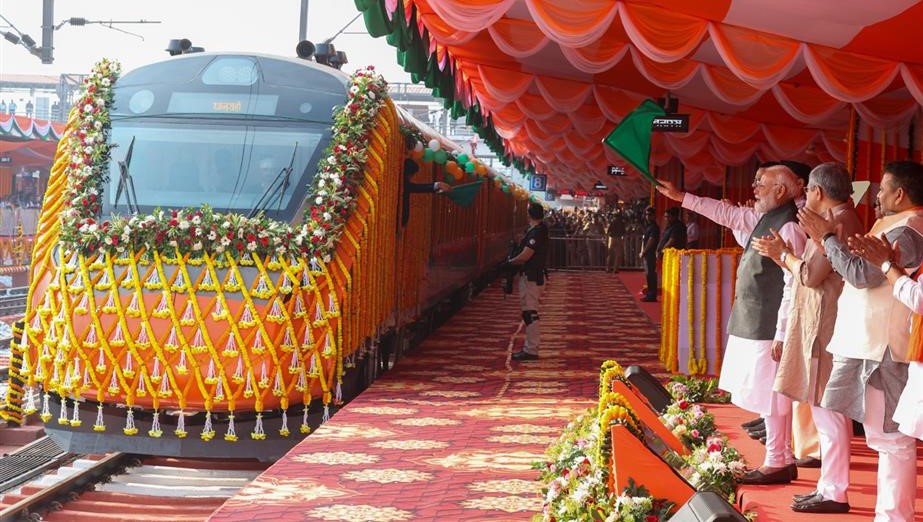 Vande Bharat trains are laying the foundation for the next generation of Indian Railways: PM. NewG India
