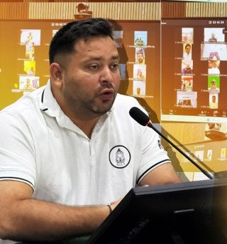 RJD brainstorms after defeat, Tejashwi calls meeting on Monday. NewG India