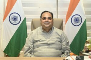 Delhi government claims there is no shortage of medicines and medical facilities in hospitals.. NewG India