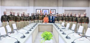 Communication, sensitivity and positive thinking will make effective police officers. NewG India