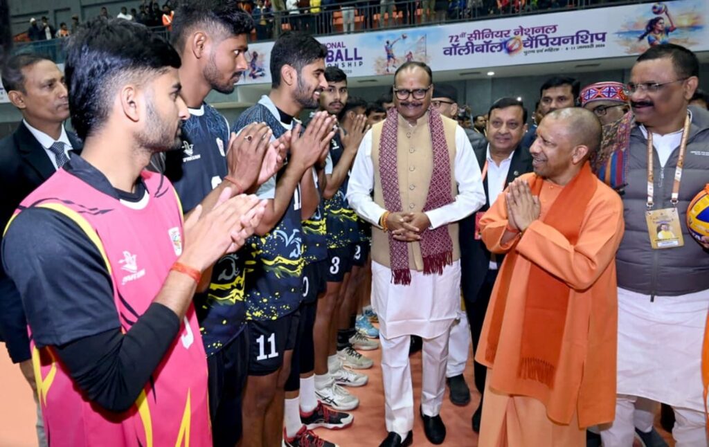 वॉलीबॉल चैंपियनशिप शुरू होने पर सीएम योगी ने बढ़ाया उत्साह