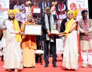 Concentration on the goal, firmness in resolve and continuity in action is the message of Vivekananda: CM. NewG India