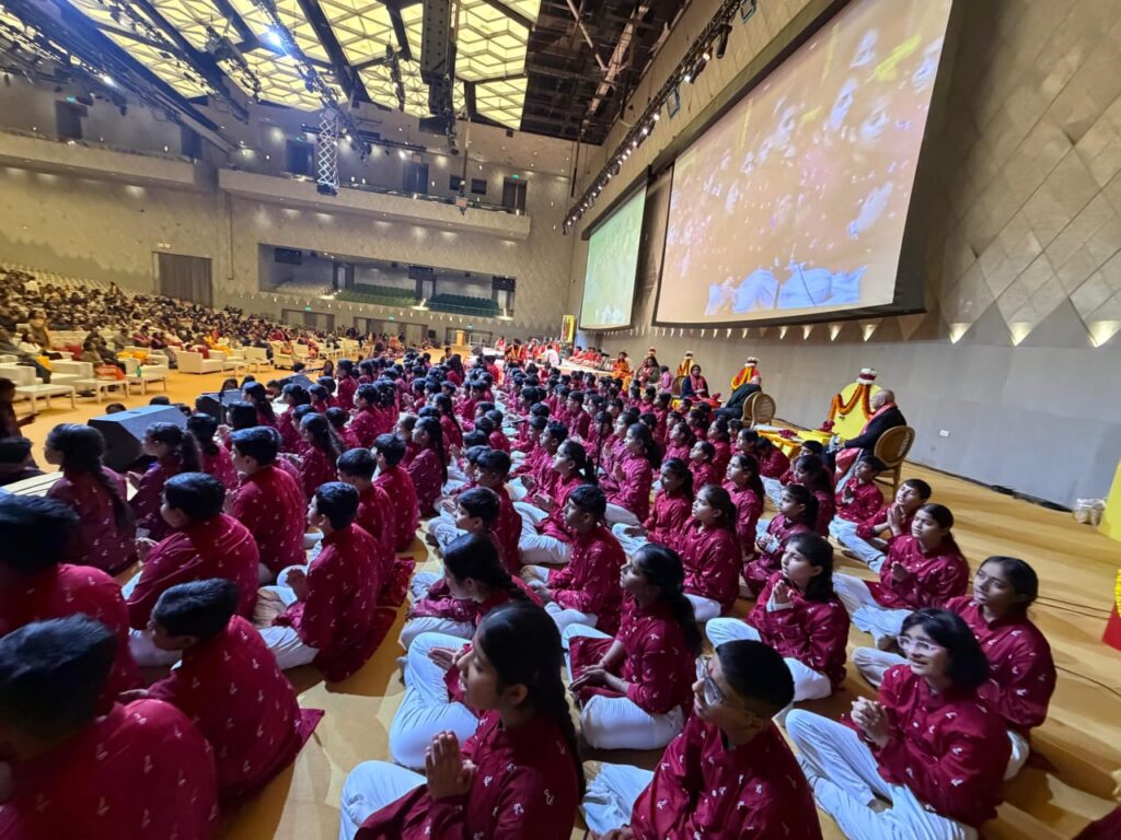 यशोभूमि में 5,000 श्रद्धालुओं ने किया दिल्ली का सबसे बड़ा हनुमान चालीसा सामूहिक पाठ