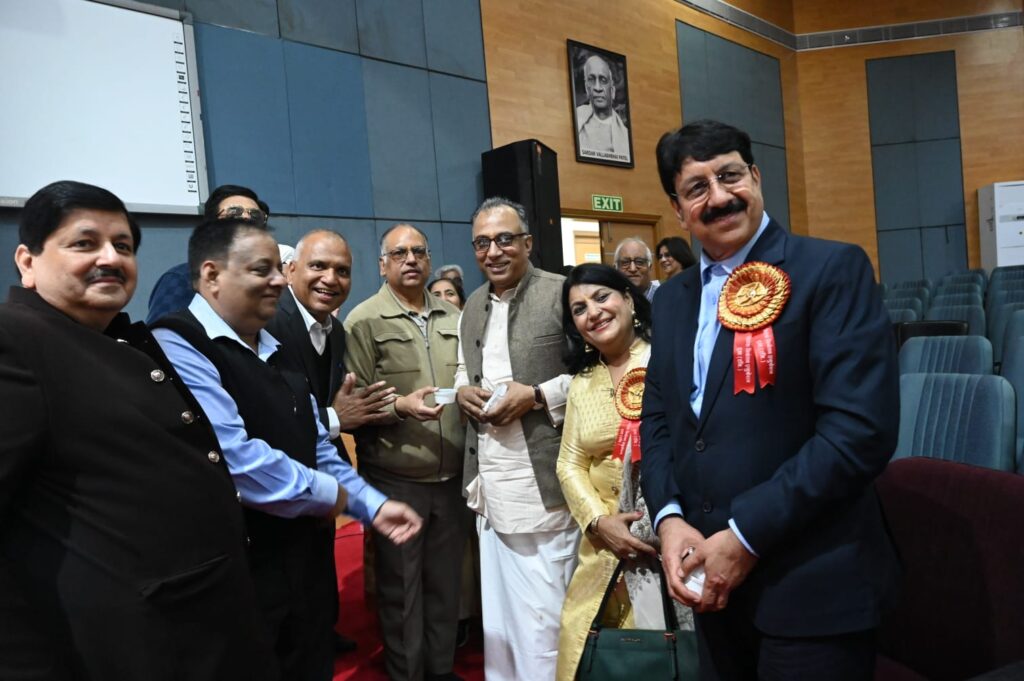 दिल्ली यूनिवर्सिटी में गूंजा गीता का सार; जेन-जी को मिला तनाव से मुक्ति का मंत्र