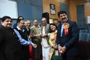 दिल्ली यूनिवर्सिटी में गूंजा गीता का सार; जेन-जी को मिला तनाव से मुक्ति का मंत्र