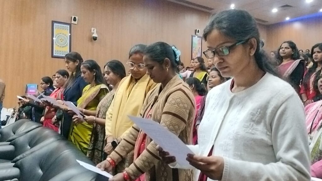 पटना में 253 महिलाओं को मिले नियुक्ति पत्र