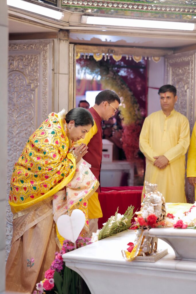 Chief Minister Rekha Gupta visited the Jhandewalan Temple on Navratri.NewG India