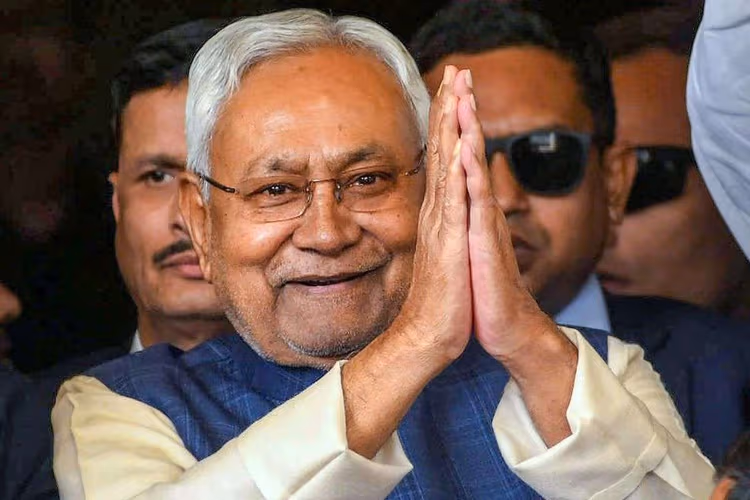 नीतीश कुमार कल लेंगे राज्यसभा सदस्य की शपथ, बिहार में नए सीएम के नाम का सबको इंतजार