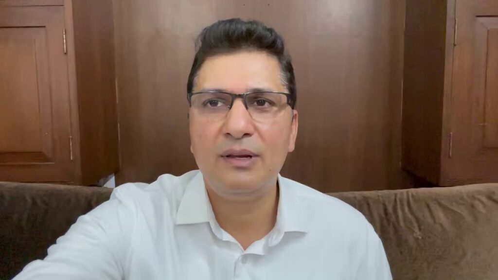 राघव चड्ढा के वीडियो पर सौरभ भारद्वाज का पलटवार, कहा, 'जो डर गया, समझो मर गया'
