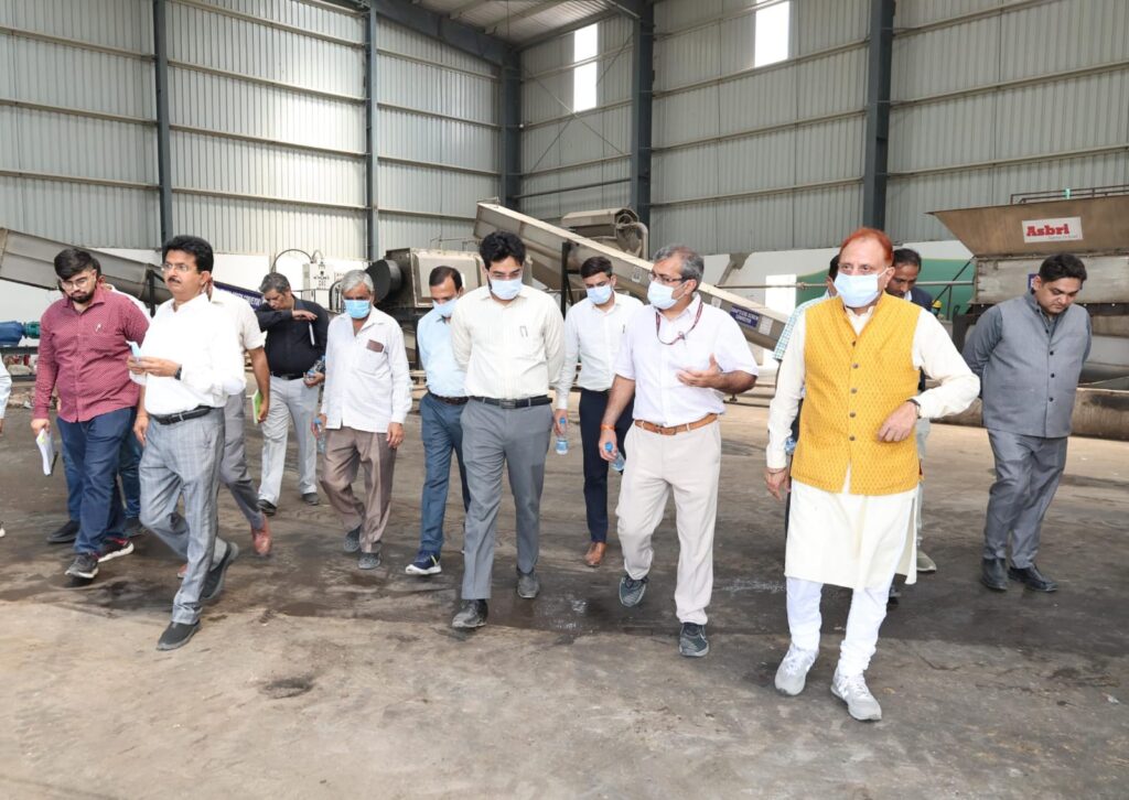 Help make Delhi garbage-free by segregating wet and dry waste at source: Wahi. NewG India