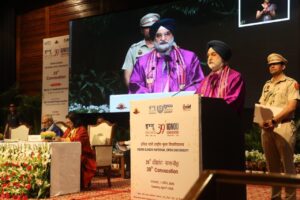 डिग्री अंत नहीं, नई शुरुआत”: दीक्षांत समारोह में एलजी संधू का छात्रों को बड़ा संदेश