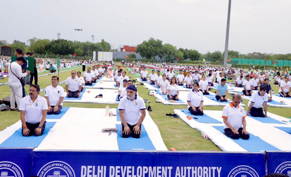 Yoga essential for physical and mental health: LG Sandhu. NewG India