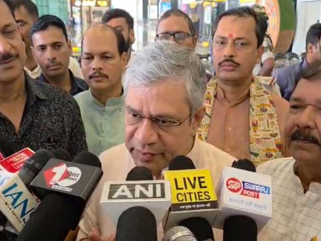 बिहार के रेल नेटवर्क का कायाकल्प: मोदी सरकार ने दिया रिकॉर्ड ₹10,000 करोड़ का बजट