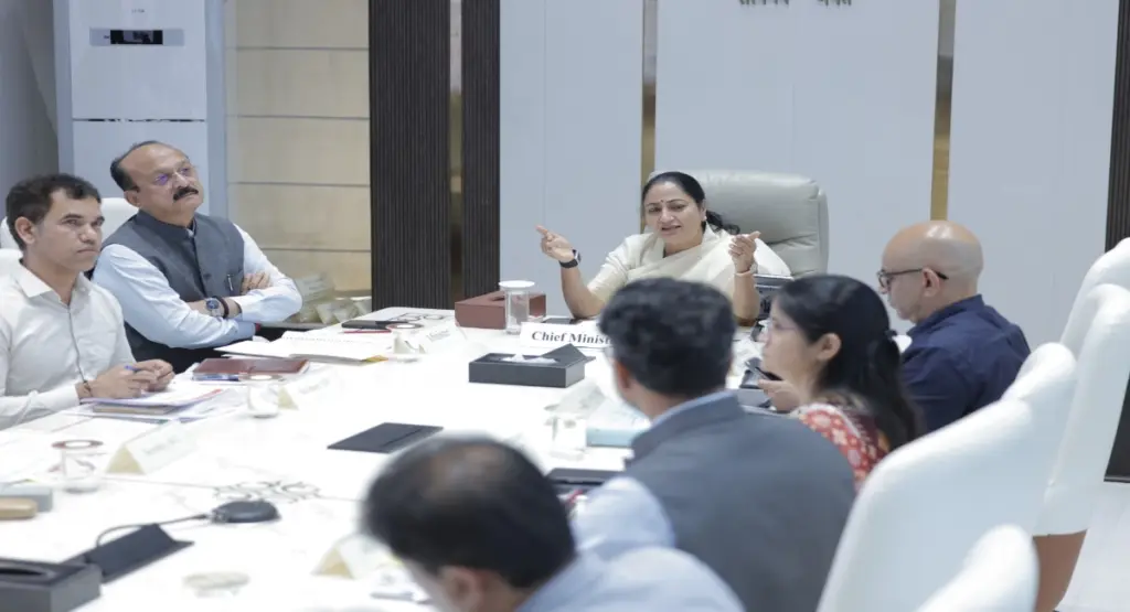 CM Rekha